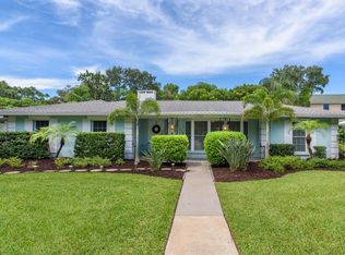 7252 Broughton St, Sarasota, FL 34243