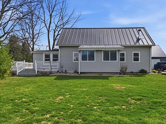 3rd image of 8158 New Delaware Rd
