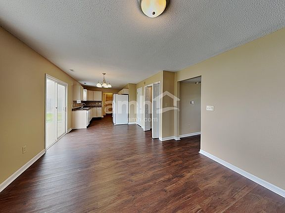 5th image of 17378 Austrian Pine Way