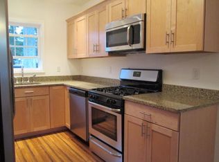 116 E 25th St, Huntington Station, NY 11746
