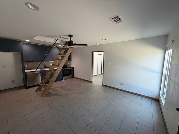 2nd image of 413 S Main St