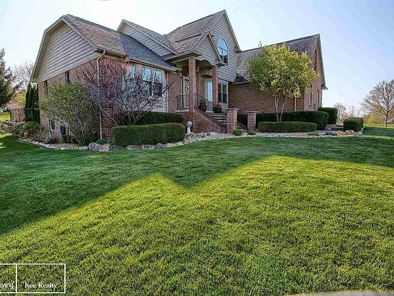 4th image of 8140 Orchardview Dr