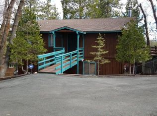 31906 Lookout Ln, Running Springs, CA 92382