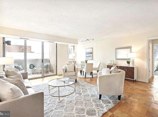 4601 N Park Ave APT 818, Chevy Chase, MD 20815
