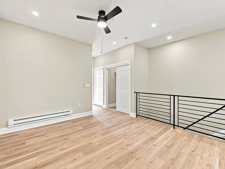 872 N 46th St #2 — Photo 5