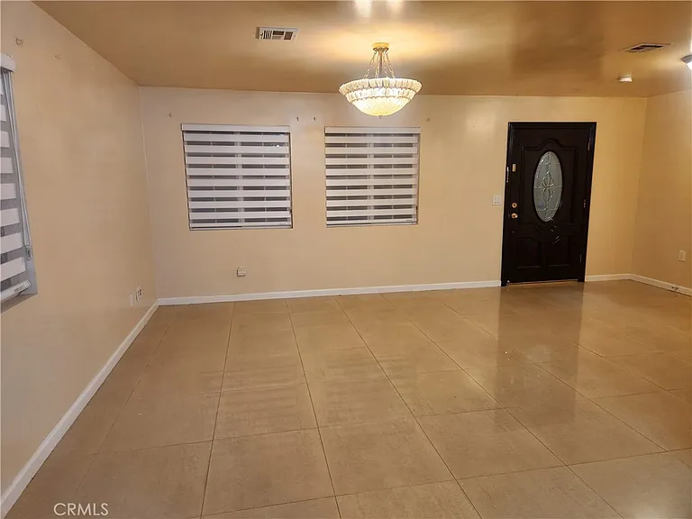 2203 Robruce Ln — Photo 2