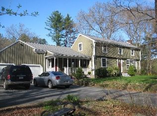 52 Campmeeting Rd, Topsfield, MA 01983