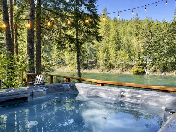 (undisclosed Address), Leavenworth, WA 98826