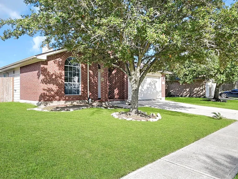 4018 Floral Way Ct — Photo 4