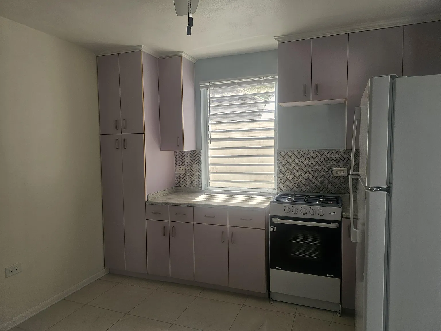 1 bed, $1,400 — Photo 3