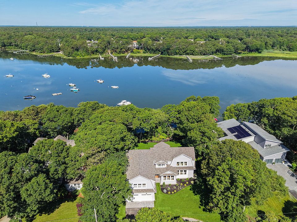 1st image of 640 Poponessett Road
