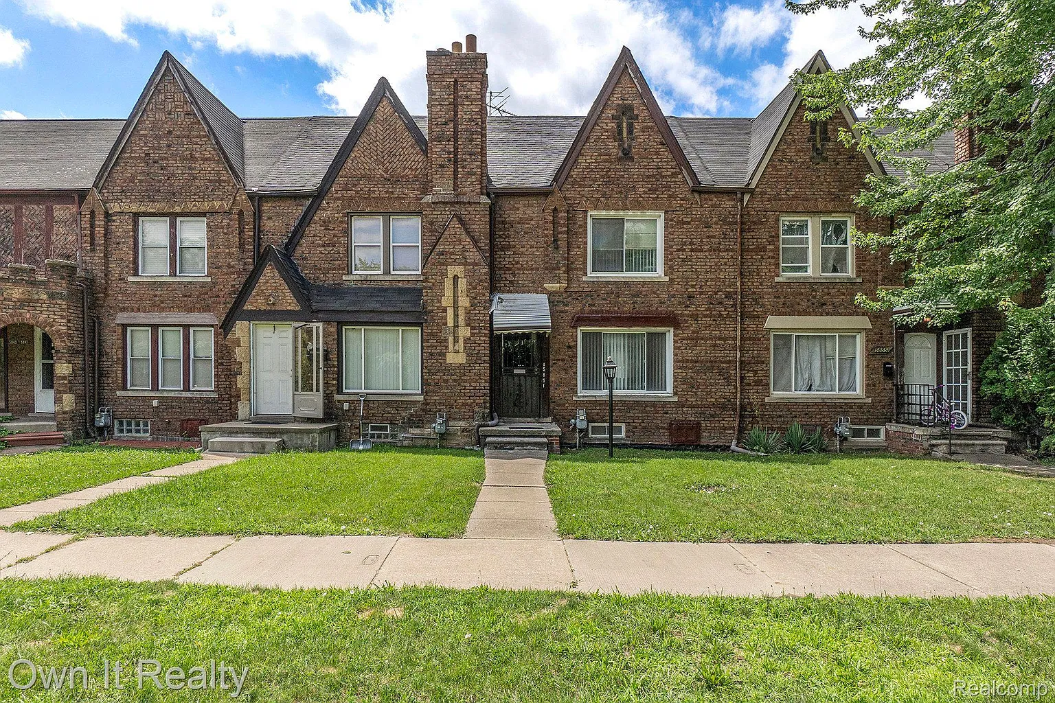 5851 Miller Rd photo 1