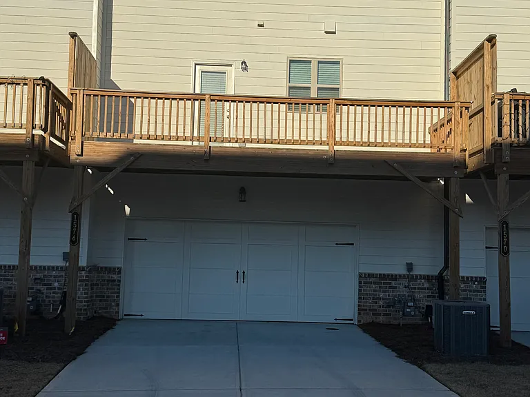1574 Halbrook Pl SW — Photo 3