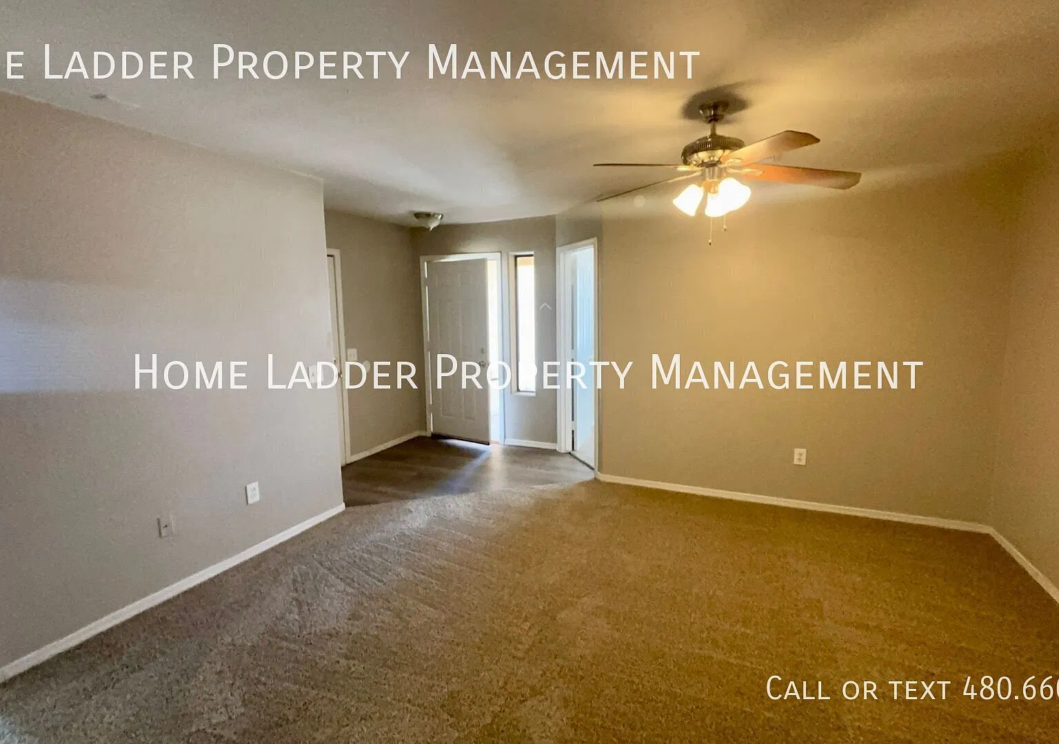 Great 3 Bedroom 2 Bath with a Garage in Arizona City! — Photo 3