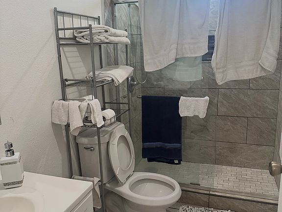 2nd image of 9213 Greenleaf Ave APT A