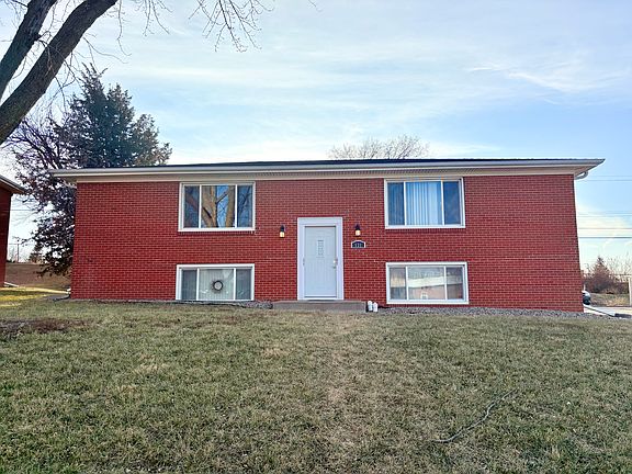 5th image of 131 Wedgewood Dr APT 2
