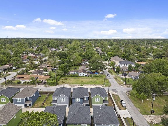 2nd image of 8170 Homewood Lane