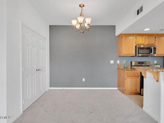 4th image of 259 Riverdale Ct APT 256