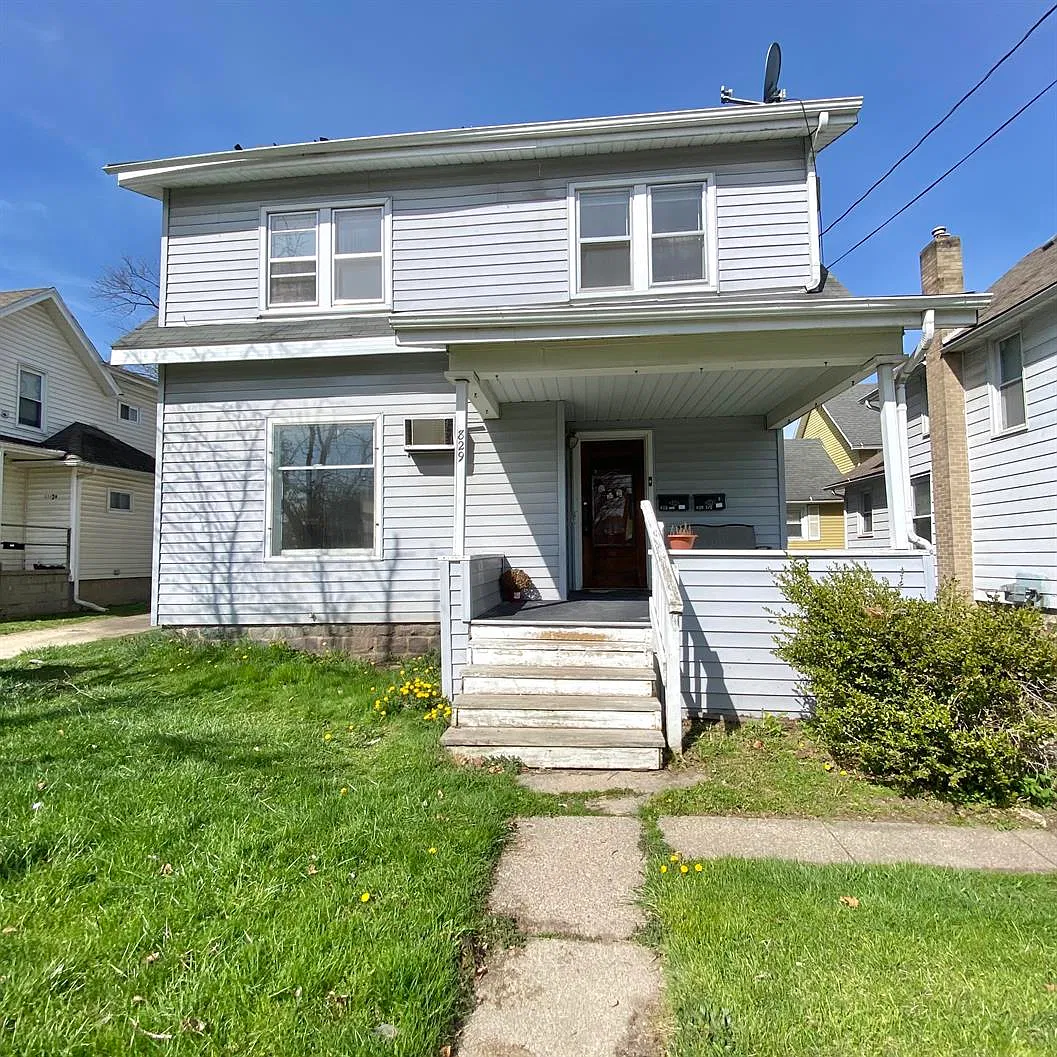 829 N. Walnut St. #1 & 2 — Photo 4