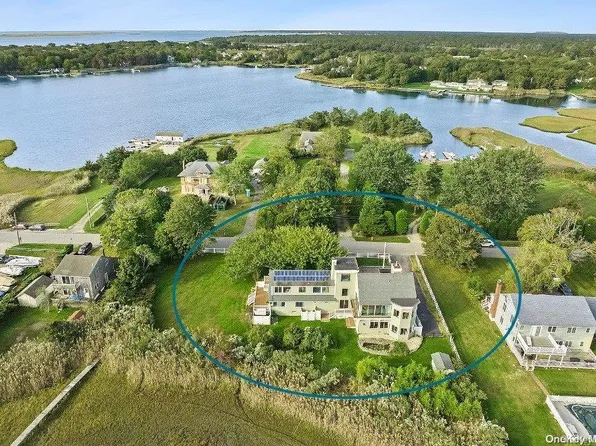 93 Adelaide Avenue, East Moriches, NY 11940