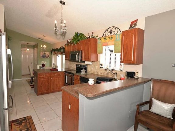 2nd image of 383 Mainsail Ct