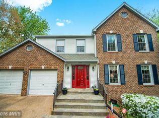 2729 Sasscers Hill Ct, Herndon, VA 20171
