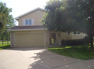 5607 S 115th Cir, Omaha, NE 68137
