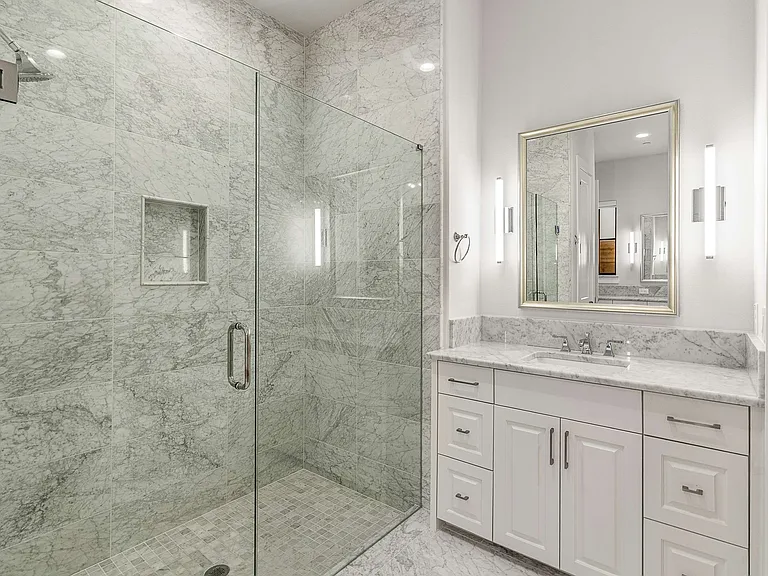 2800 Lakeside Pkwy #102 — Photo 41