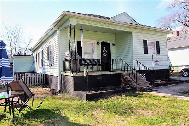 1st image of 107 Crescent Ave