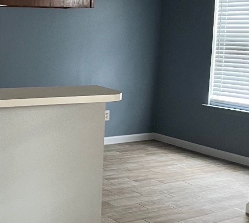 1st image of 604 Race St #D