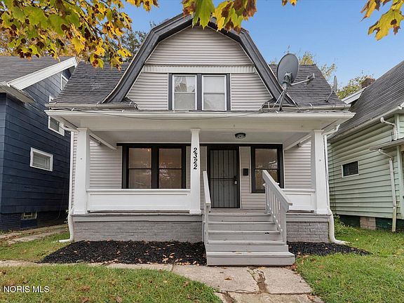 3rd image of 2322 Upton Ave