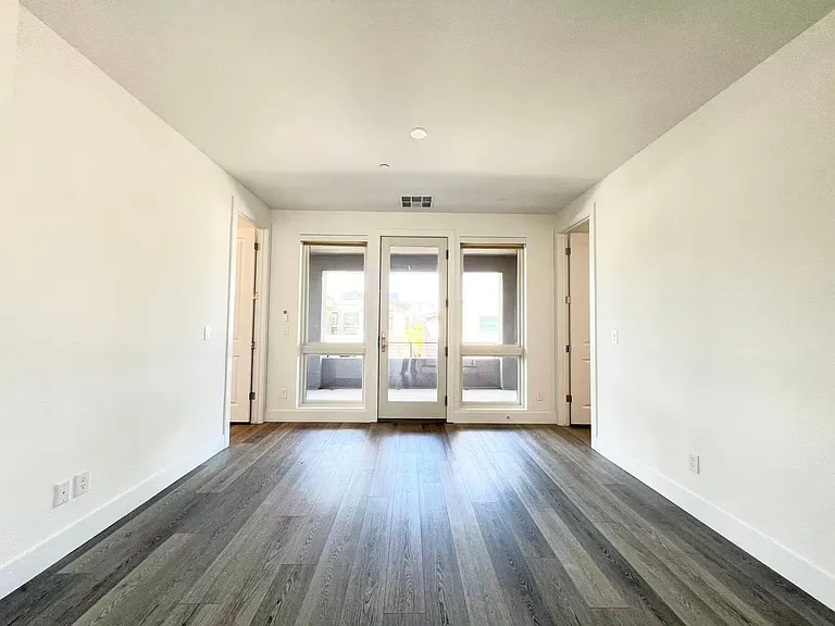 10743 Patina Hills Ct — Photo 24