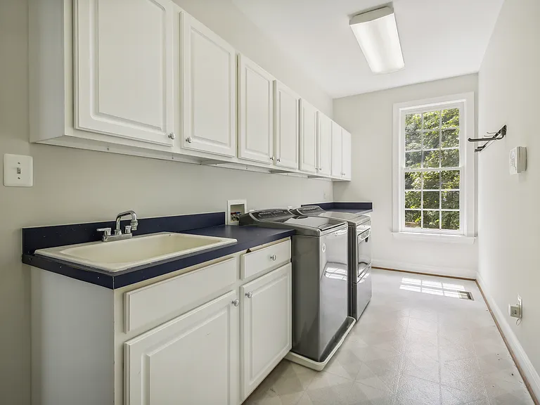 1763 Proffit Rd — Photo 31