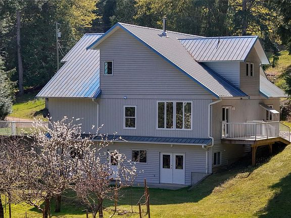 2nd image of 212 Hamilton Horne Way