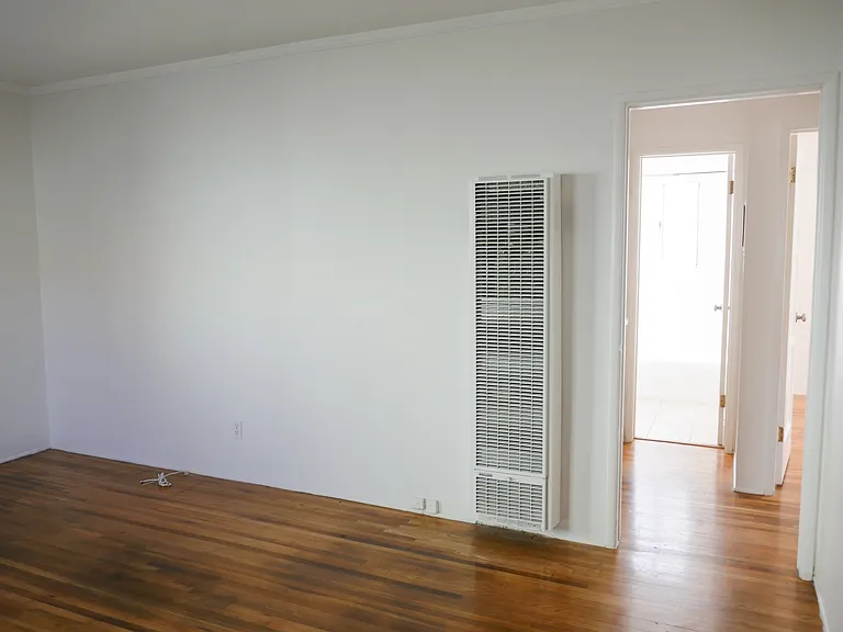 3937 Tilden Ave #B — Photo 12