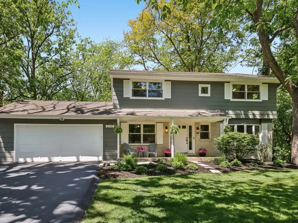 15460 W Wildwood Ct, Libertyville, IL 60048
