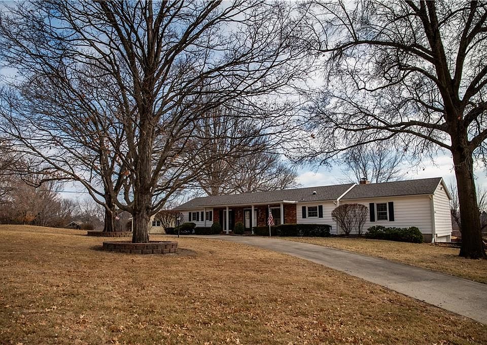 1718 Country Ln Atchison KS 66002 Zillow