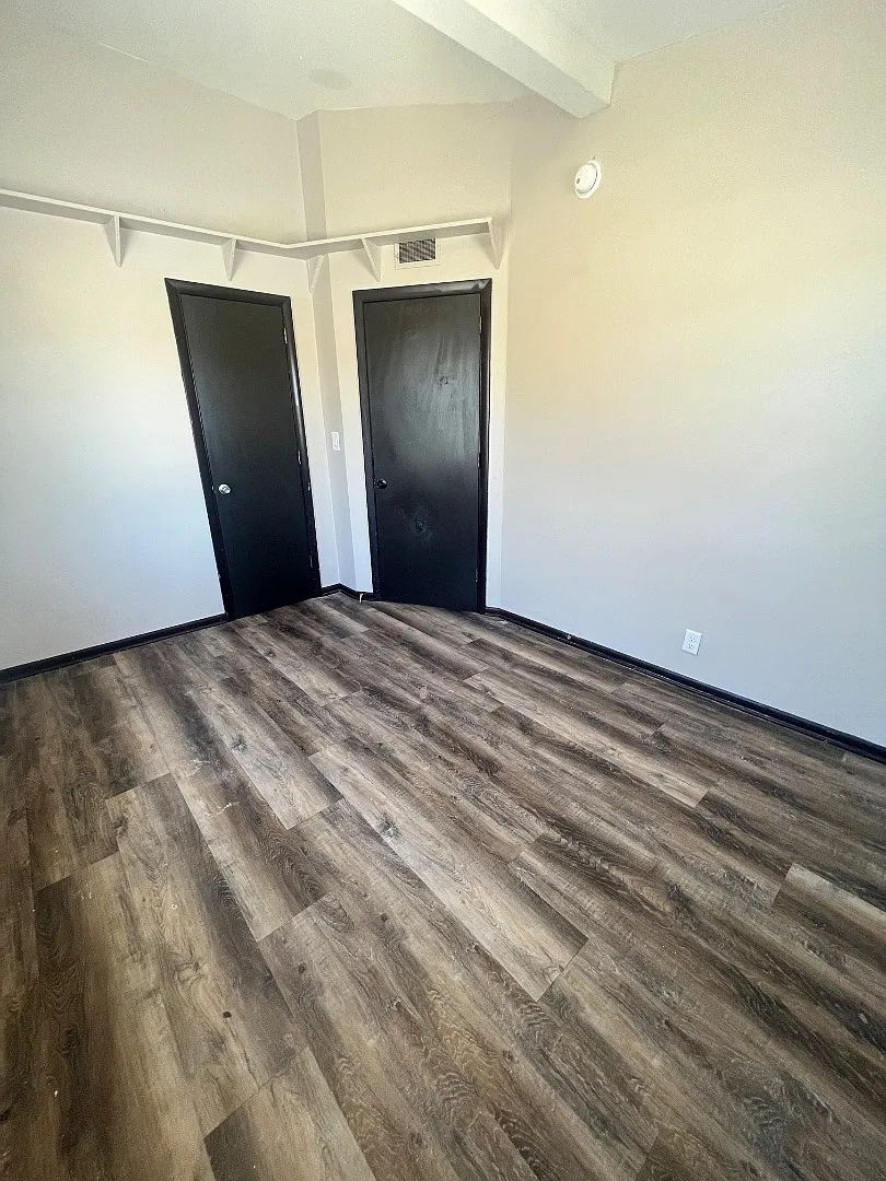 Unit Photo - 506 E Pierce St #5