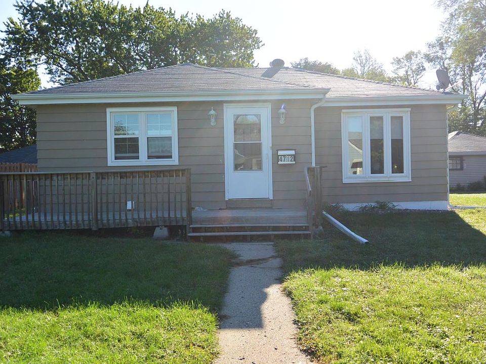 1st image of 4712 Yates Ave N