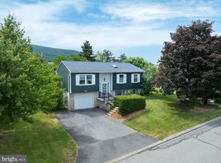 2653 Penbrook Ln, State College, PA 16801