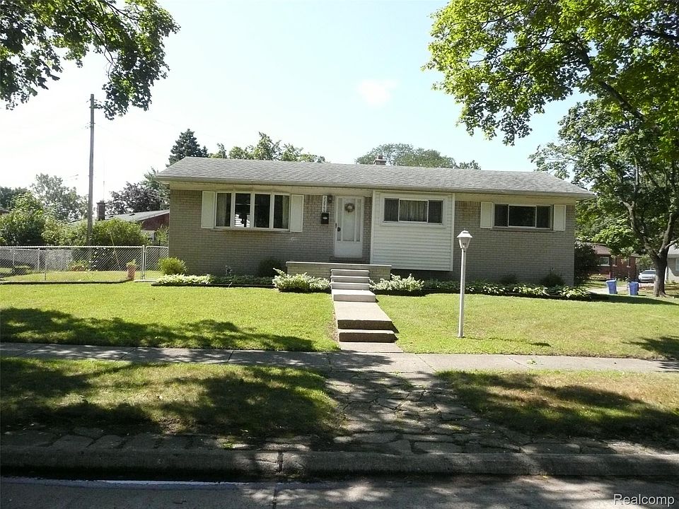 1st image of 22969 N Brookside Dr