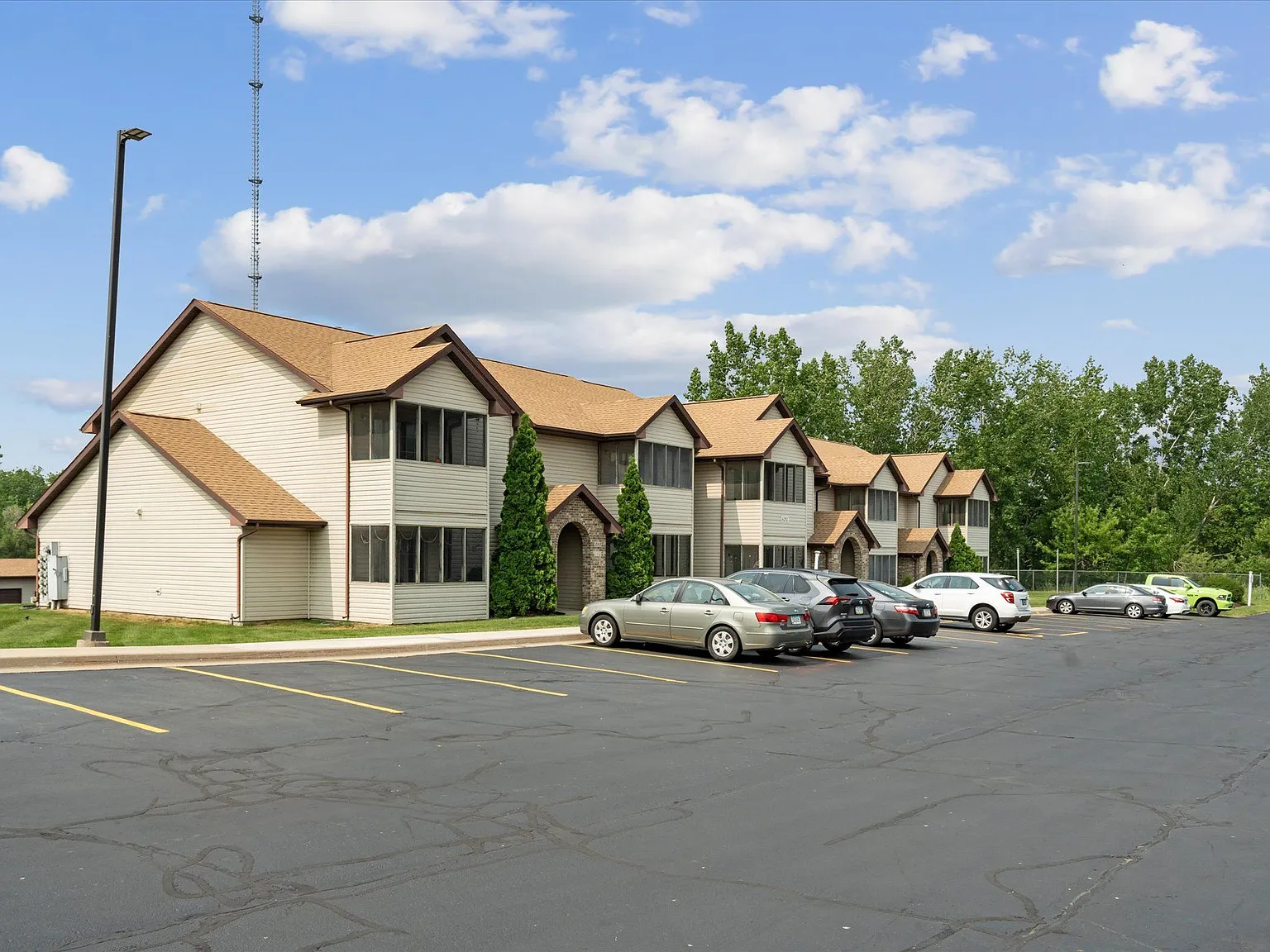 Grand Reserve — Photo 4