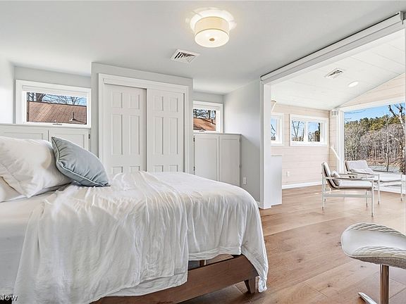 29th image of this home