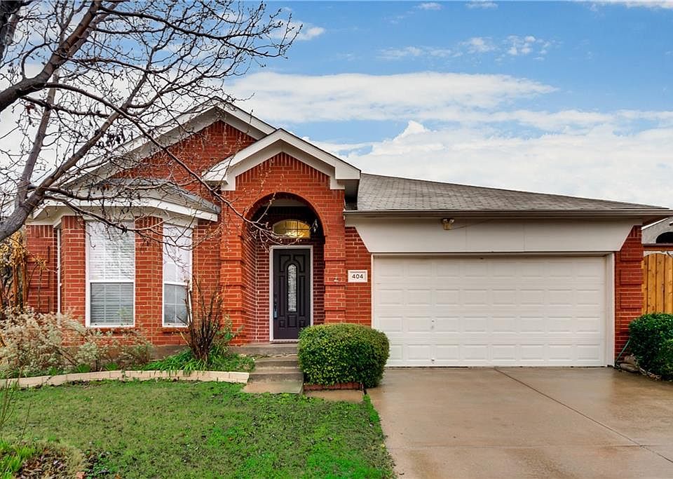 1st image of 404 Shadow Grass Ave