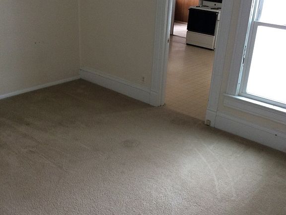 4th image of 139 Sheldon Ave #2