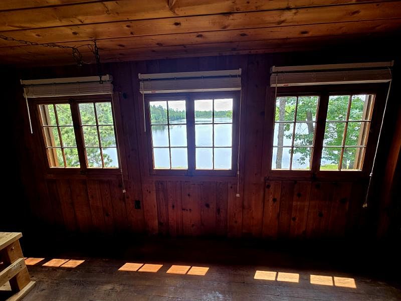 25th image of 8760 Lake Shore Trl