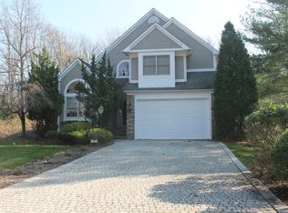 72 Sauna Rd, Ramsey, NJ 07446