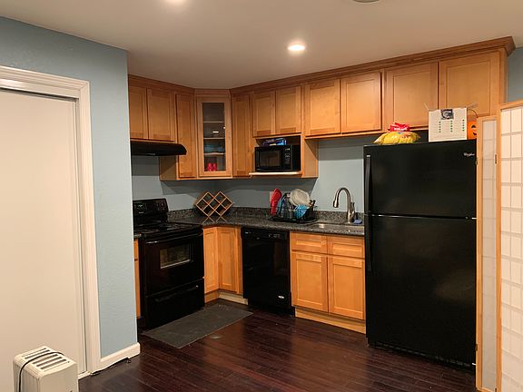 5th image of 3337 Mount Wilson Dr #1