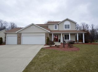 2701 Emerald Mist Way, Fort Wayne, IN 46818