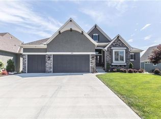 16101 Melrose St, Overland Park, KS 66221